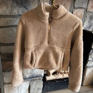 ALO Yoga half zip Sherpa Pullover